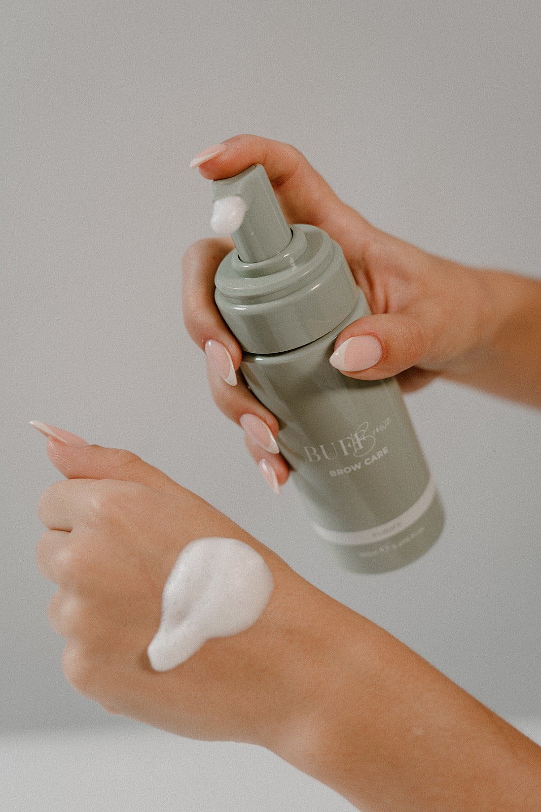 Wenkbrauwverzorging - Zuiveren - 150ml